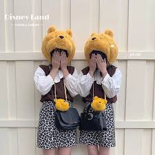 どんなポーズする のくだりはもういらない ディズニーで映える可愛い写真のうつり方 mery メリー ディズニー ペアルック 可愛い 写真 ディズニー