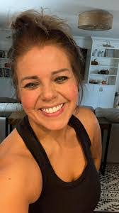 Amanda Wisener's Instagram, Twitter & Facebook