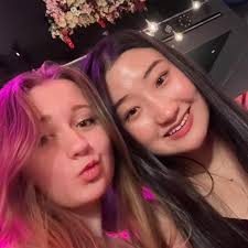 Hi Guys! My name is Bella Wielgus. I go to Memorial High School in Frisco,  TX. I'm 100% committed to Baylor and I'm majoring in Bio