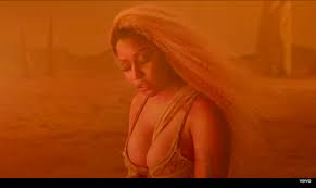 Also see meek mill shines bright with nicki again at the vmas photos. Nicki Minaj Spits Fire In A Desert In New Ganja Burn Music Video