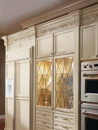 Decora S Beautiful Kensington Art Glass Doors Add A Bit Of Character To This Cabinet W Leaded Glass Cabinet Doors Leaded Glass Cabinets Kitchen Cabinets Decor