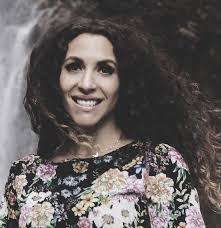 Tara Koehler's Instagram, Twitter & Facebook