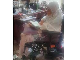 Kabar sinta nuriyah meninggal hoaks, alissa wahid minta doa masyarakat indonesia agar ibunda panjang umur dan sehat. An1nfesqrkjlqm