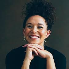 Hilda Wise's Instagram, Twitter & Facebook