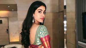#janhvi kapoor #manish malhotra #jahnvi kapoor #bridal #aesthetic #gifs* #mehak. Janhvi Kapoor I Get Trolled Every Day Of My Life Social Media Can Mess You Up Movies News
