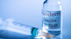 La lógica que subyace a la vacuna de moderna es su capacidad para imitar a la infección real y suscitar una respuesta en nuestro sistema inmune. La Vacuna De Moderna Tardara Meses En Llegar A Espana