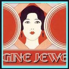 Sami Bond's Instagram, Twitter & Facebook