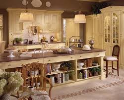 12 Propuneri De Stiluri De Amenajare A Bucatariei In Stil Farmhouse English Country Kitchens French Country Decorating Kitchen French Country Kitchens
