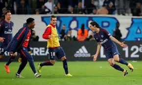 Page officielle de l'olympique de marseille, premier club français champion d'europe de football. Neymar Sent Off But Cavani Salvages Psg Draw At Marseille Egypttoday