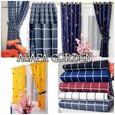 Anda bisa memilih model gorden rumah minimalis dengan warna cerah apabila warna cat rumah minimalis anda memiliki warna yang cerah. Harga Gorden Jendela Terbaik Dekorasi Perlengkapan Rumah Juni 2021 Shopee Indonesia
