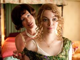 Tomates verdes fritos evelyn, una mujer madura que vive frustrada por su gordura y por la incomprensión de su marido, conoce en un asilo a ninny, una anciana que le va contando poco a poco una dramática historia ocurrida en su pueblo, en alabama. Cinemax Ni Historias Cruzadas