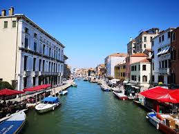 Best neighborhoods in venice for a local vibe: Venice Tourist Guide Travel Tips And Best Places To Visit In Venice Italy Tourist Eyes