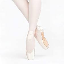 Amazon Com Russian Pointe Encore Pointe Shoes U Cut Medium