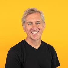 Louann Devine's Instagram, Twitter & Facebook