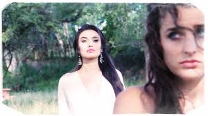 Continuamente amando (2015)