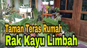 Penduduk kampung parit baru, norziani mohamed, 37, berkata, rumahnya mengalami sementara itu, penduduk taman padu permai, alisa ahmad, 29, berkata, dia mendengar bunyi ketukan itu di. Taman Bunga Teras Rumah Kampung Sederhana Youtube