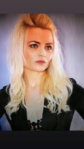 Jenn Grace's Instagram, Twitter & Facebook