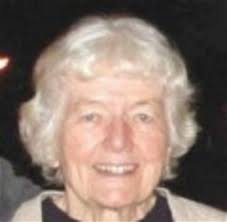 Phyllis Begg's Instagram, Twitter & Facebook