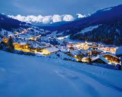 Chamonix d'abord , dans les années 20, qui reste aujourd'hui la. Stations Le Grand Bornand Haute Savoie Aravis