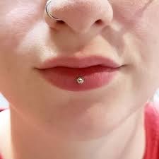 Ashley Piercing The Complete Experience Guide With Meaning Piercings Womenpiercing Piercingjew Ashley Piercing Belly Button Piercing Jewelry Body Piercings