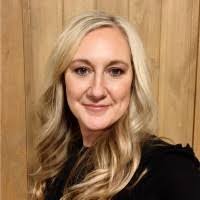 Lisa Simoneau's Instagram, Twitter & Facebook