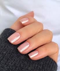 Maybe you would like to learn more about one of these? 10 Disenos De Unas Con Base Transparente Para Un Manicure Discreto Y Profesional
