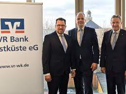 Erledigen sie ihre bankgeschäfte wann und wo sie wollen. Vr Bank Westkuste Genossenschaft Hat 32 817 Miteigentumer Zwischen Husum Und Heide Shz De