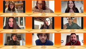 Nico (gianmarco saurino) battuta pronta, spalle larghe e sorriso paraculo che ti può aprire il cuore o farlo a pezzi definitivamente. Che Dio Ci Aiuti 6 Tra Conferme E New Entry Videoincontro Con Il Cast