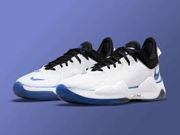 Paul george is an nba basketball player for the oklahoma city thunder and is signed as a nike basketball athlete. Ps5 Nike Sneaker Pg5 Ausverkauft Konsolen Schuh Im Wert Schon Verdoppelt Ps5