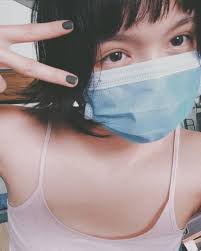 Nguyễn hải phương linh sở hữu vẻ thanh tú, dịu dàng, cùng vóc dáng ưa nhìn. Nang ThÆ¡ 9x Háº£i Tu Ä'i Cach Ly Ngay Khi Tá»« Phap Trá»Ÿ Vá»