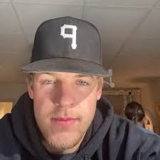 Gage Logan Newill (@GagerSlays)