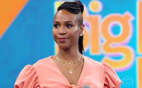 View all karol conka pictures. Globo Anuncia Documentario Sobre Karol Conka Com Estreia Para Abril Folha Pe