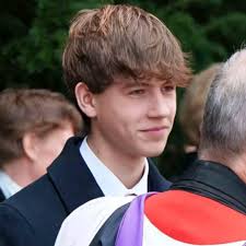 ♥️Happy 18th Birthday 🎂 to James, Earl of Wessex ! 🥳🎈🎉 Born in 2007,  James' arrival was announced by Prince Edward who described his first born  son as 'very cute and very