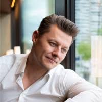 400+ "Daniel Graf" profiles