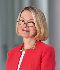 ommunications Lawyer C