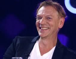 Marc Labrèche explique pourquoi son nouveau rôle de grand-papa est  bouleversant