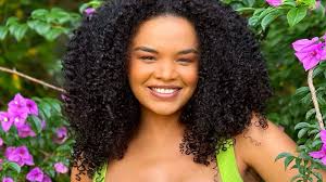 Lucy Ramos se derrete ao falar sobre gestação aos 42 anos: 'Nova etapa da  nossa vida'