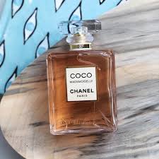 An extreme, luminous and deep concentration of patchouli infuses coco mademoiselle eau de parfum intense with a voluptuous. New Coco Mademoiselle Eau De Parfum Intense Kiss Blush Tell Skincare And Beauty Blog South Africa