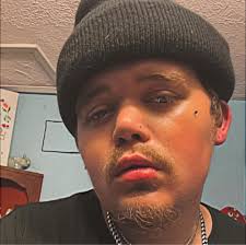 Dylan M Seabolt (@yoitssdylan) • Facebook