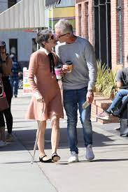 У сэльмы есть три старшие сестры: Selma Blair Starportrat News Bilder Gala De