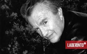 Gloria Landeros's Instagram, Twitter & Facebook