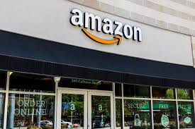 The Power of Offline Shopping: Why Amazon Is Investing in Physical Stores –  SKUlocal