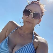 Te envio una solicitud ♥️HOLA