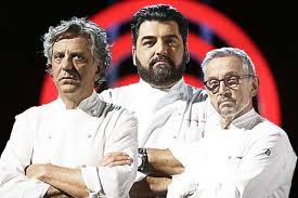 Tradito il rapporto di fiducia col pubblico? Masterchef 10 Chi Ha Vinto Il Vincitore Della Finale Tra Irene Monir Antonio E Aquila