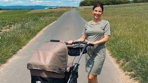 Check spelling or type a new query. Sabrina Mockenhaupt Zeigt Zum Ersten Mal Gesicht Ihres Babys Promiflash De