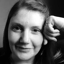 Laura Michels's Instagram, Twitter & Facebook