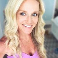 Casey Carnes's Instagram, Twitter & Facebook