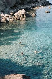 Je bent ook voor alle bus(rond)reizen naar dit veelzijdige land bij ons op het juiste adres. The Best Beaches In Ibiza Ibiza Spanje Ibiza Vakantie