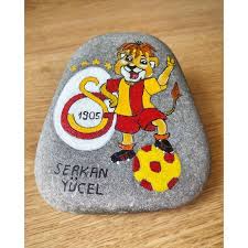 Tasboyama Stonepainting Stoneoftheday Stonedrawing Sketch Drawing Drawsketch Draw Rockpainting Painting Acrylic Handmade Gs Galatasar Cizim Taslar