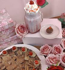 Feito com amor! amor de mãe 💝 Produtos Donna Ivone, em homenagem a mãe que  inspirou a nossa brigadeira!!!